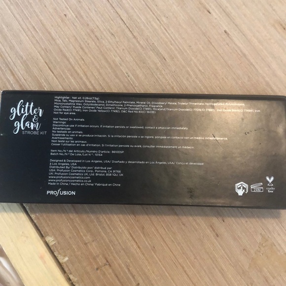 Profusion Highlight Palette - Picture 3 of 3
